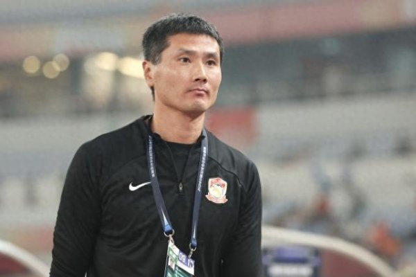 垒富配资 邵佳一: 最近队员身体上确实疲劳, 但精神状态保持的非常好